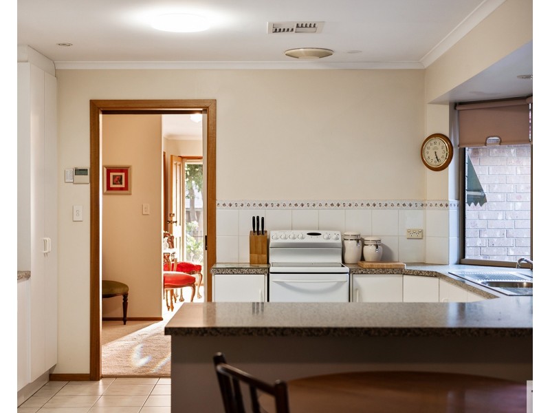 11 Brook Street, Torrens Park SA 5062