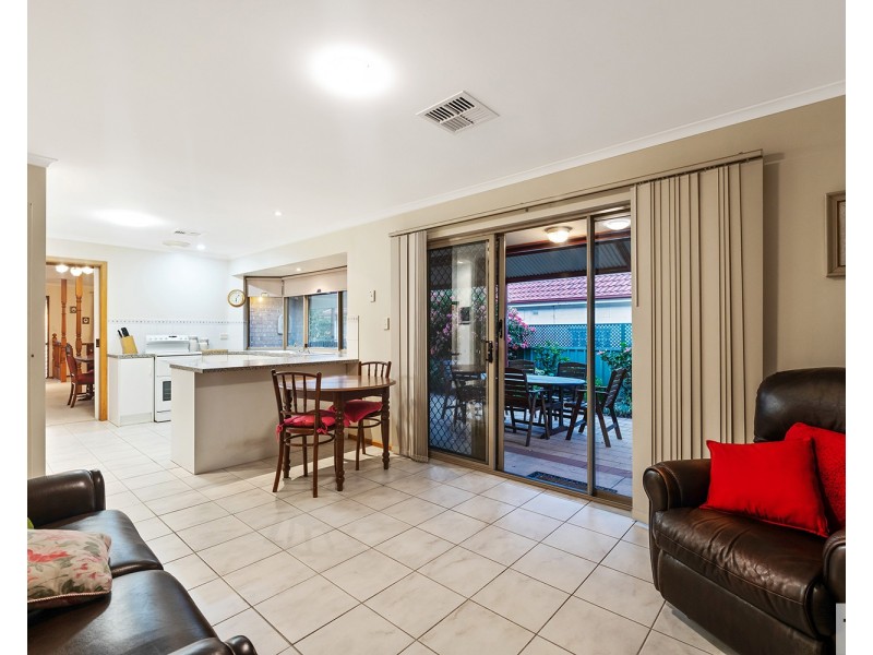 11 Brook Street, Torrens Park SA 5062