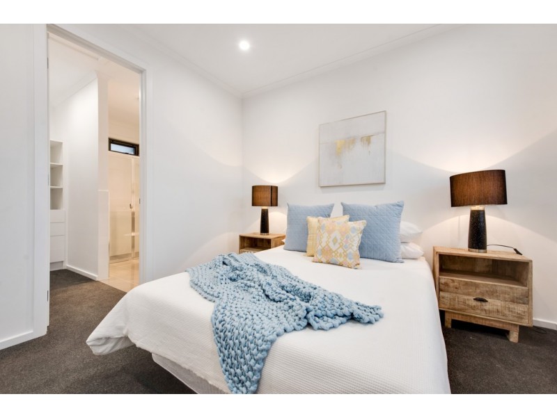 8 Hazel Street, Ascot Park SA 5043