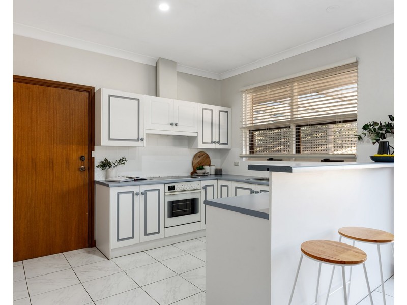 4/5 Henley Avenue, Henley Beach SA 5022