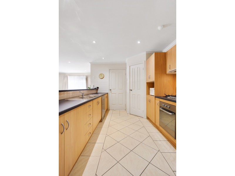 6 Lorraine Avenue, Clarence Park SA 5034