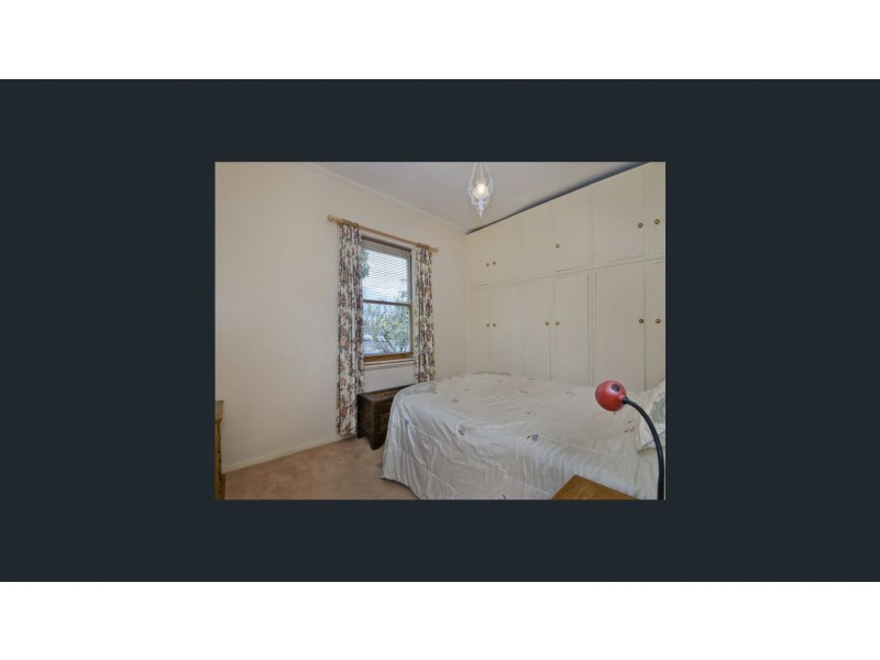 13 Neville Avenue, Clarence Gardens SA 5039