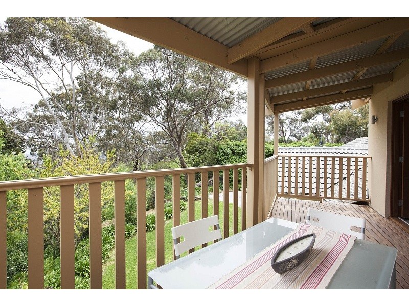 2 Winding Way, Belair SA 5052