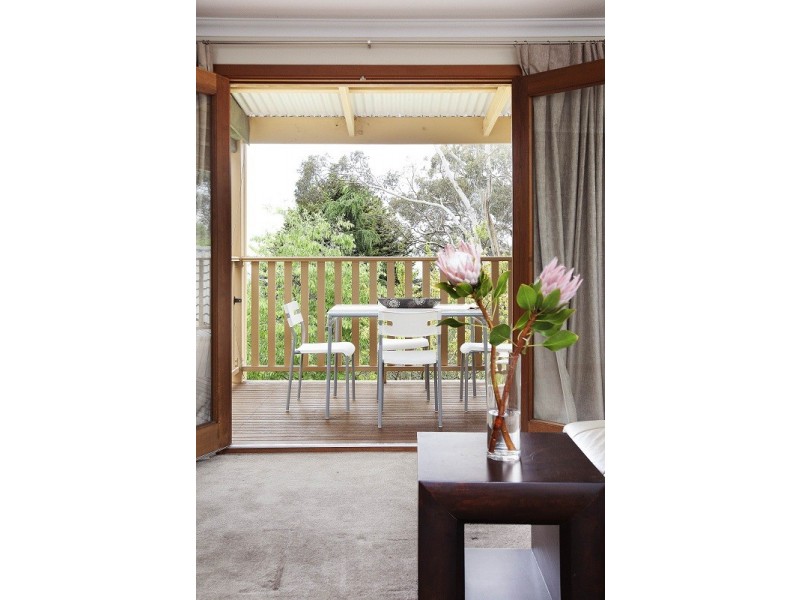 2 Winding Way, Belair SA 5052