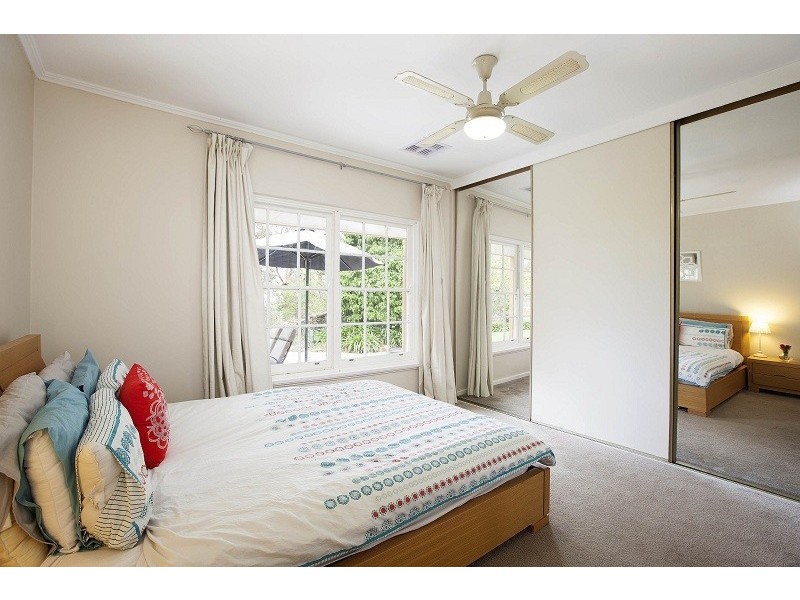 2 Winding Way, Belair SA 5052