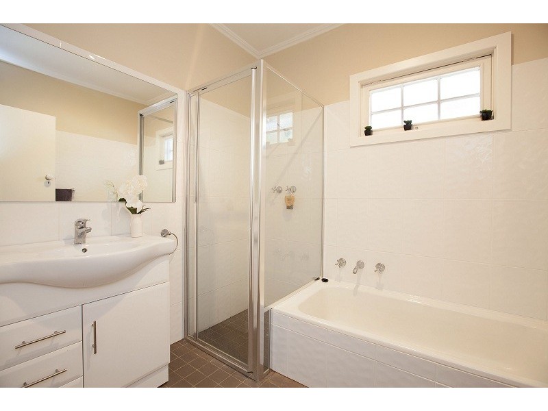 2 Winding Way, Belair SA 5052