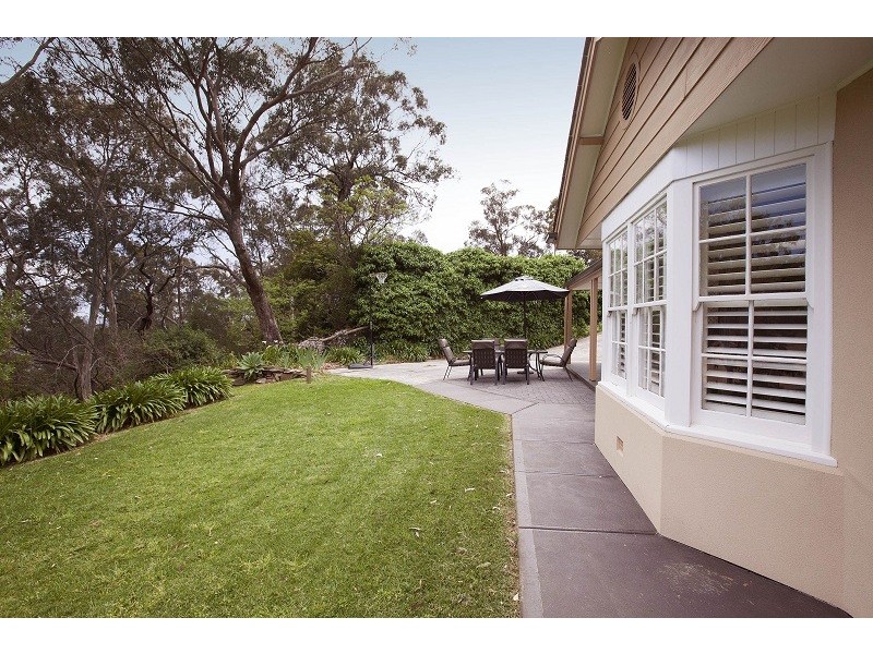 2 Winding Way, Belair SA 5052