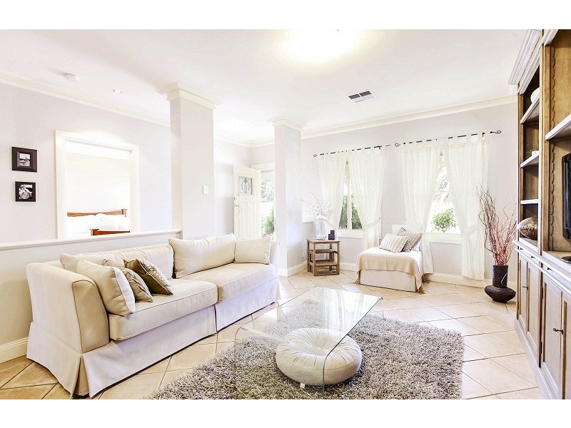 18 Seaforth Avenue, Dover Gardens SA 5048