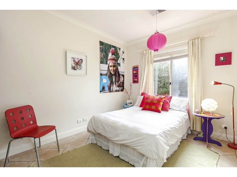 18 Seaforth Avenue, Dover Gardens SA 5048