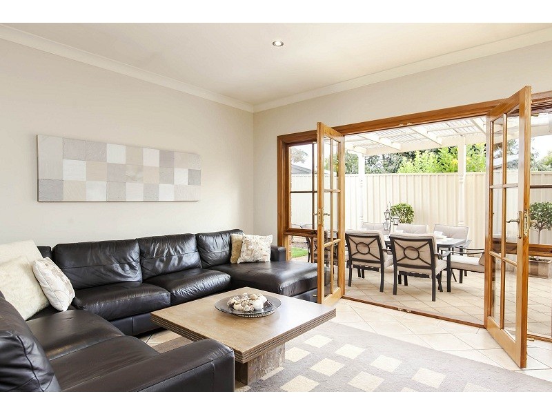 18 Seaforth Avenue, Dover Gardens SA 5048