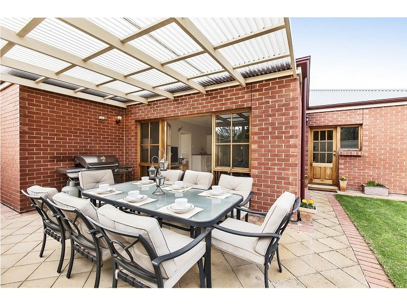 18 Seaforth Avenue, Dover Gardens SA 5048