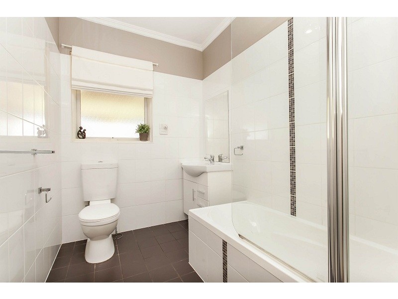 37 Sampson Road, Mitchell Park SA 5043