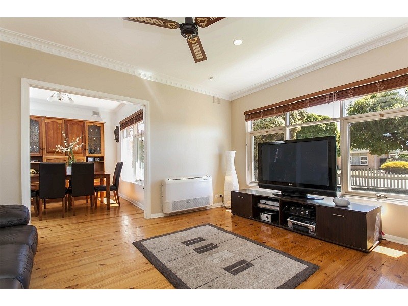 37 Sampson Road, Mitchell Park SA 5043