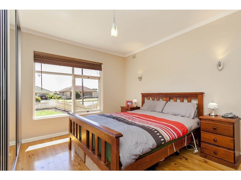 37 Sampson Road, Mitchell Park SA 5043