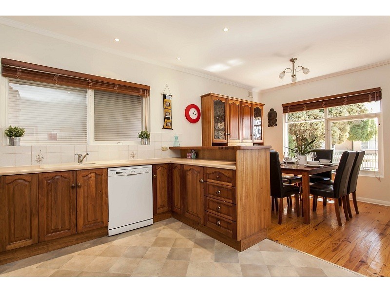 37 Sampson Road, Mitchell Park SA 5043