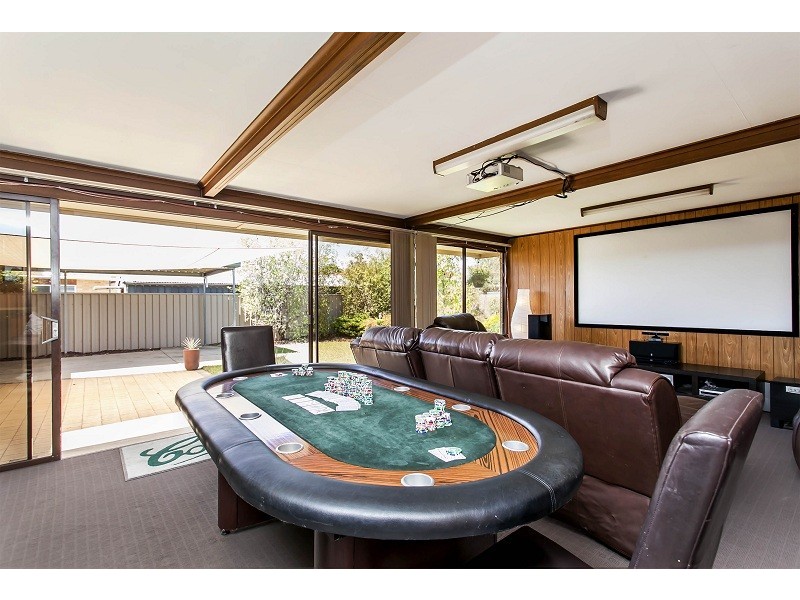 37 Sampson Road, Mitchell Park SA 5043