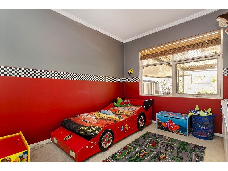 37 Sampson Road, Mitchell Park SA 5043