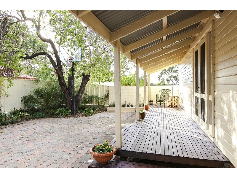 32 Dalkeith Avenue, Dover Gardens SA 5048