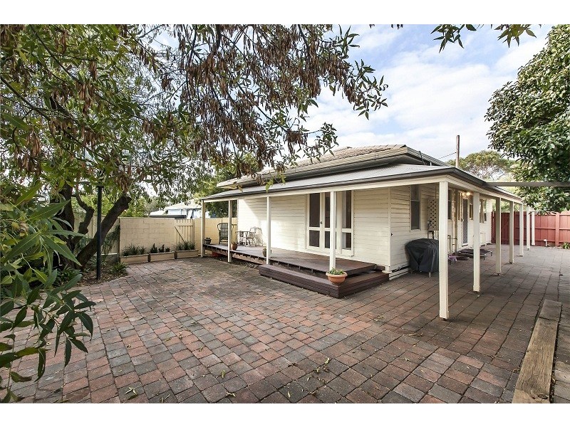 32 Dalkeith Avenue, Dover Gardens SA 5048