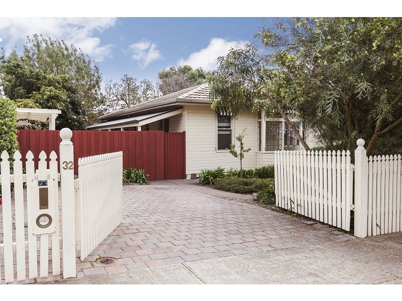 32 Dalkeith Avenue, Dover Gardens SA 5048