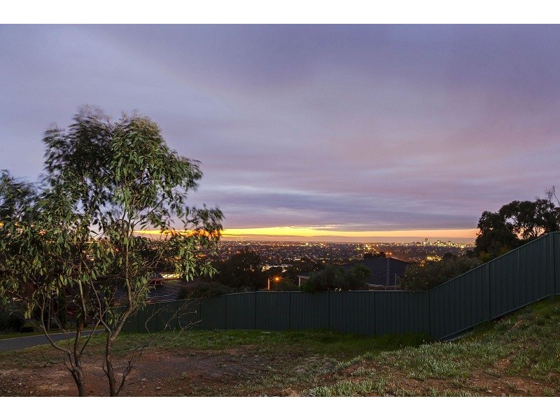 2 Cowell Crescent, Pasadena SA 5042