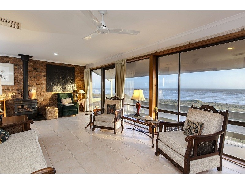 130 Surfers Parade, Middleton SA 5213