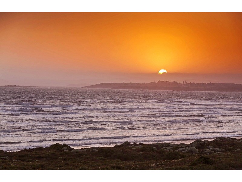 130 Surfers Parade, Middleton SA 5213