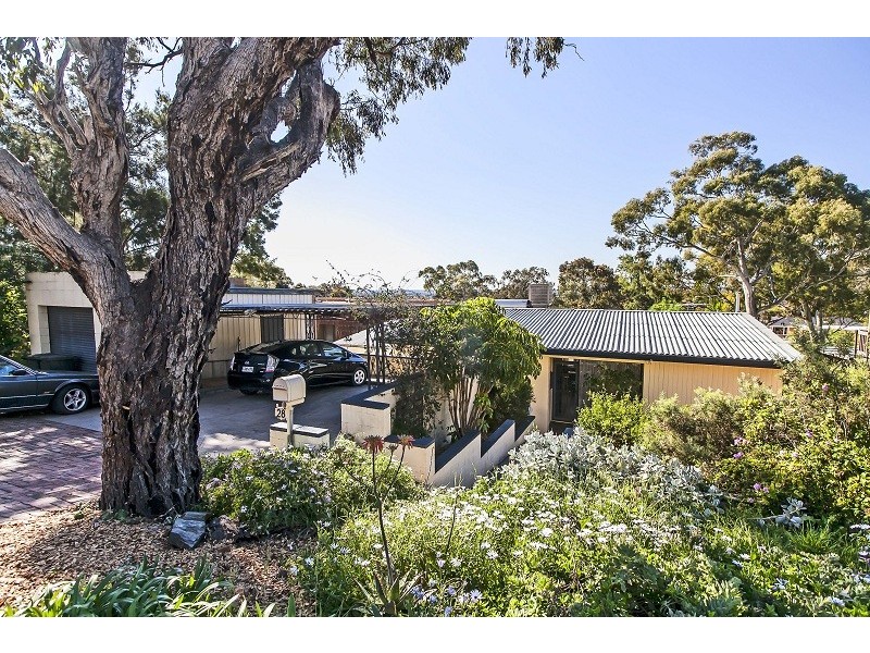 28 Barretts Road, Torrens Park SA 5062