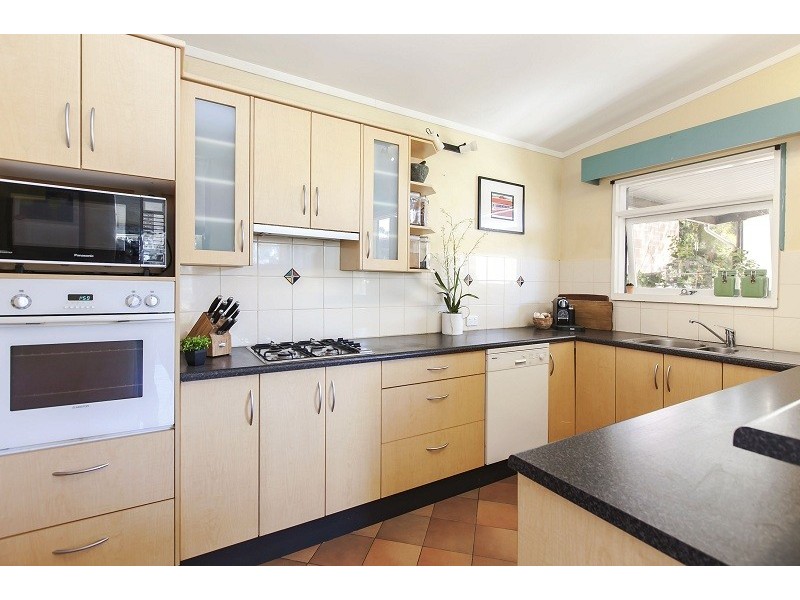 28 Barretts Road, Torrens Park SA 5062