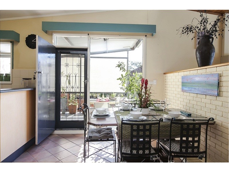 28 Barretts Road, Torrens Park SA 5062