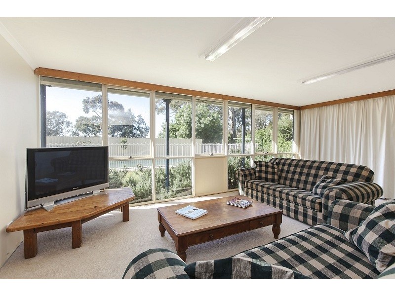 28 Barretts Road, Torrens Park SA 5062