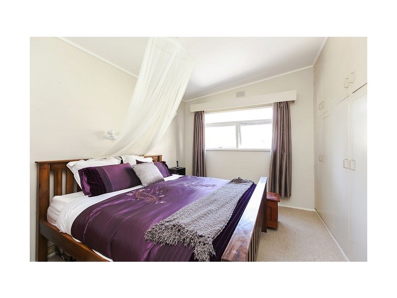 28 Barretts Road, Torrens Park SA 5062