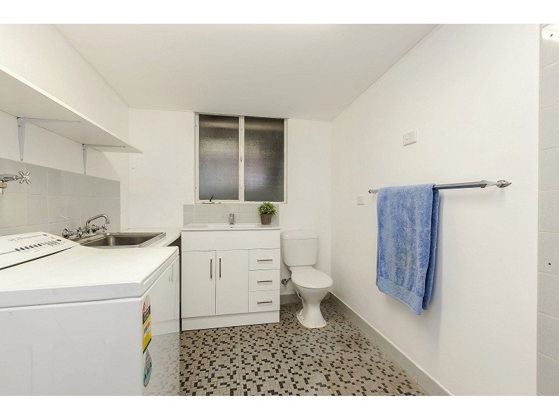 28 Barretts Road, Torrens Park SA 5062