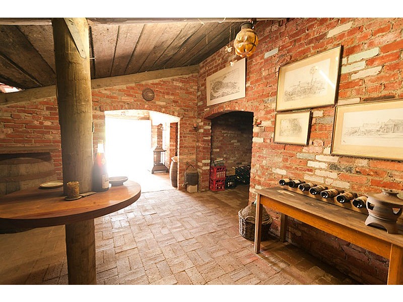 233 Piggott Range Road, Clarendon SA 5157