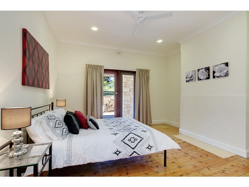 233 Piggott Range Road, Clarendon SA 5157