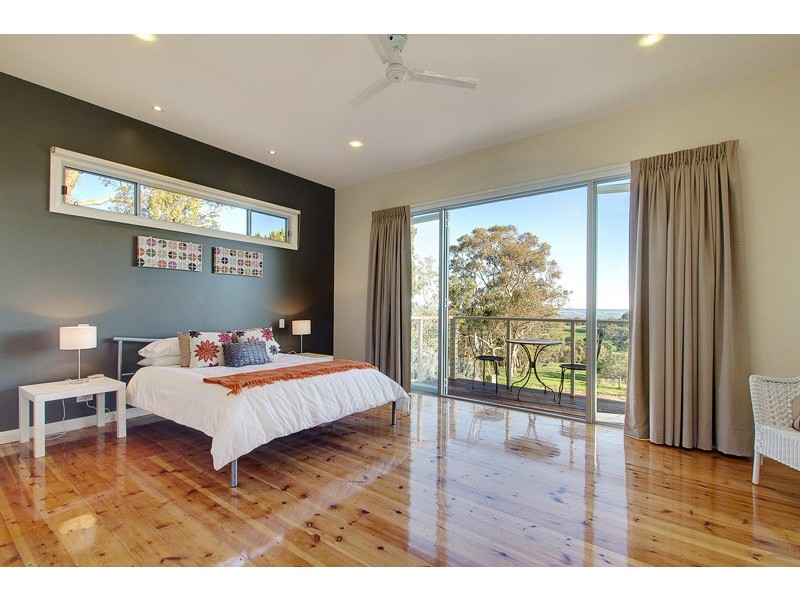 233 Piggott Range Road, Clarendon SA 5157