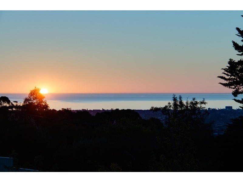 92 Gloucester Avenue, Belair SA 5052