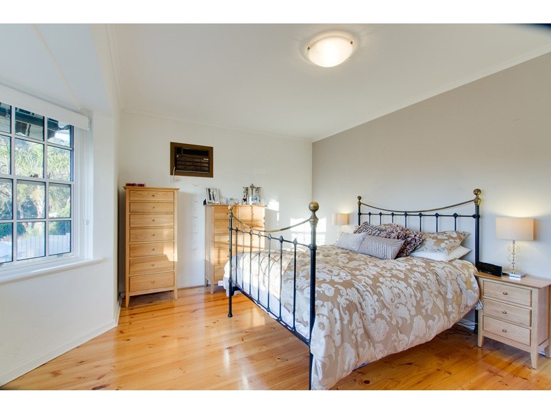 92 Gloucester Avenue, Belair SA 5052