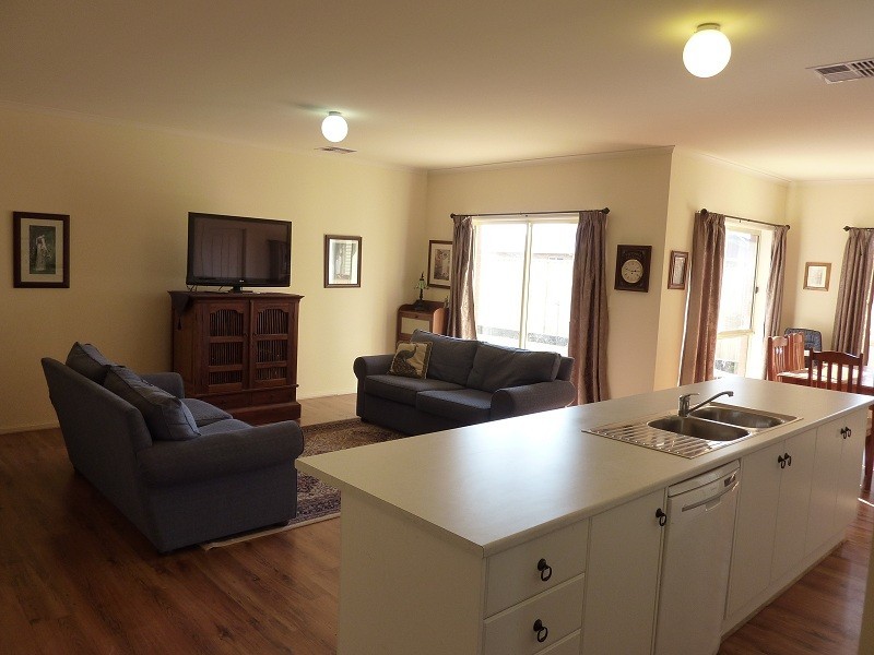 10 Dock Road, Seaford Meadows SA 5169