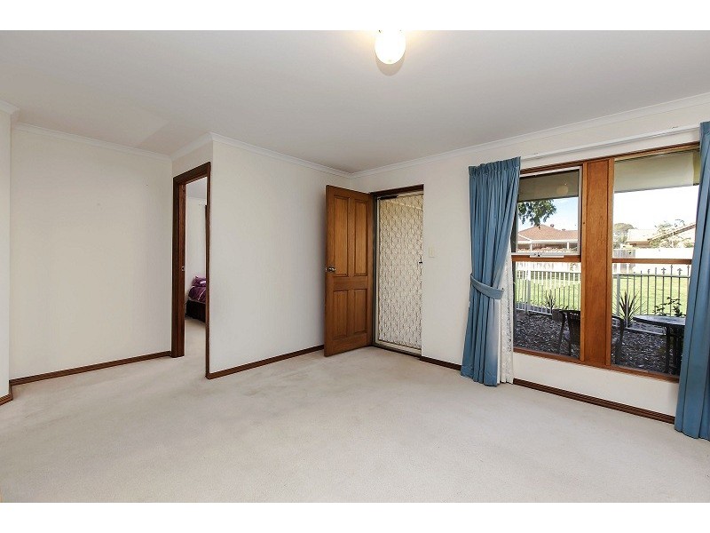 21 Jacaranda Grove, Oaklands Park SA 5046