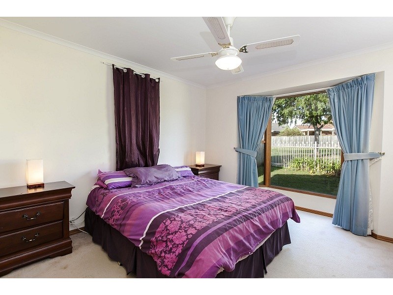 21 Jacaranda Grove, Oaklands Park SA 5046