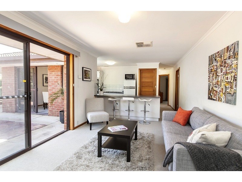 44 Arachne Drive, Hallett Cove SA 5158