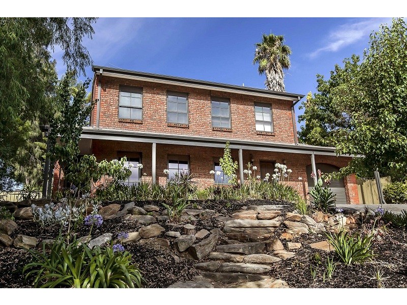 5 Grassdale Rise, Aberfoyle Park SA 5159