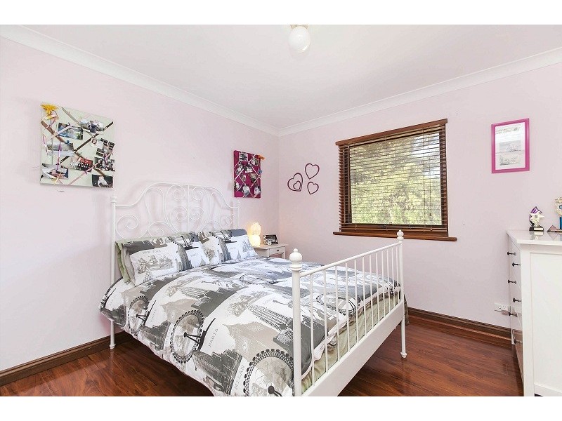 5 Grassdale Rise, Aberfoyle Park SA 5159