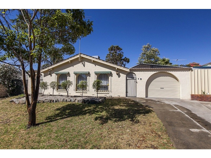 8 Gretel Crescent, Hallett Cove SA 5158