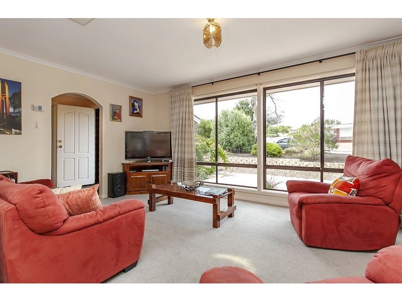 29 Warilda Crescent, Hallett Cove SA 5158