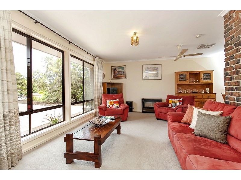 29 Warilda Crescent, Hallett Cove SA 5158