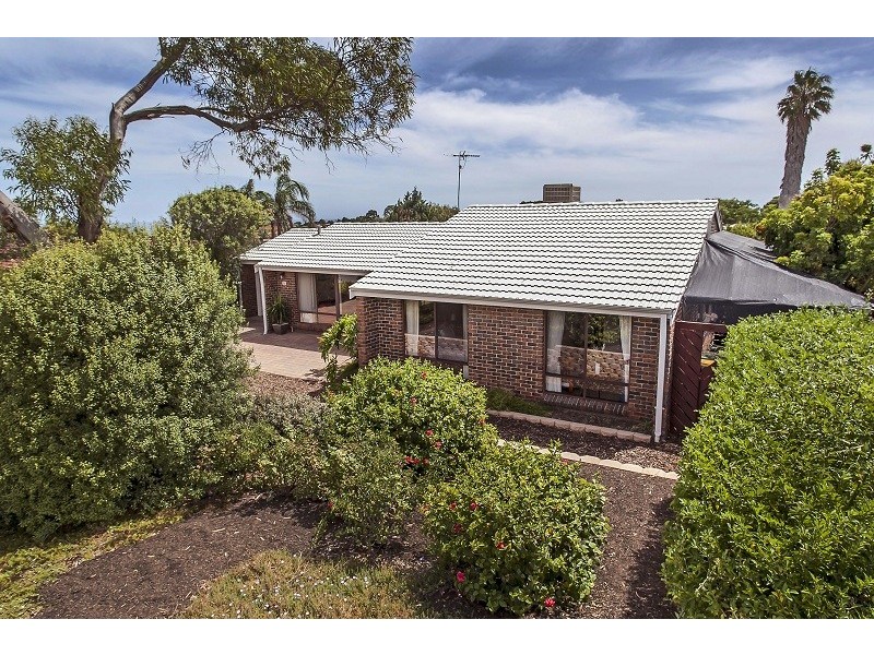 29 Warilda Crescent, Hallett Cove SA 5158