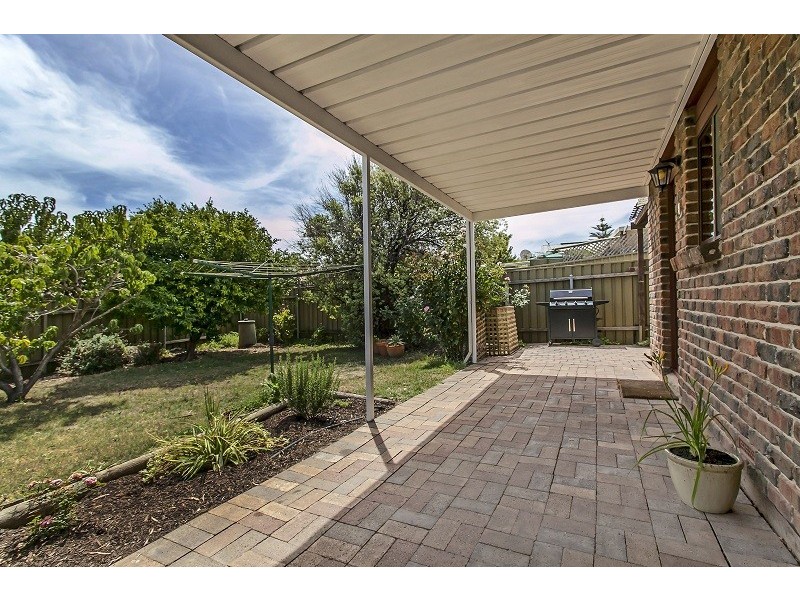 29 Warilda Crescent, Hallett Cove SA 5158