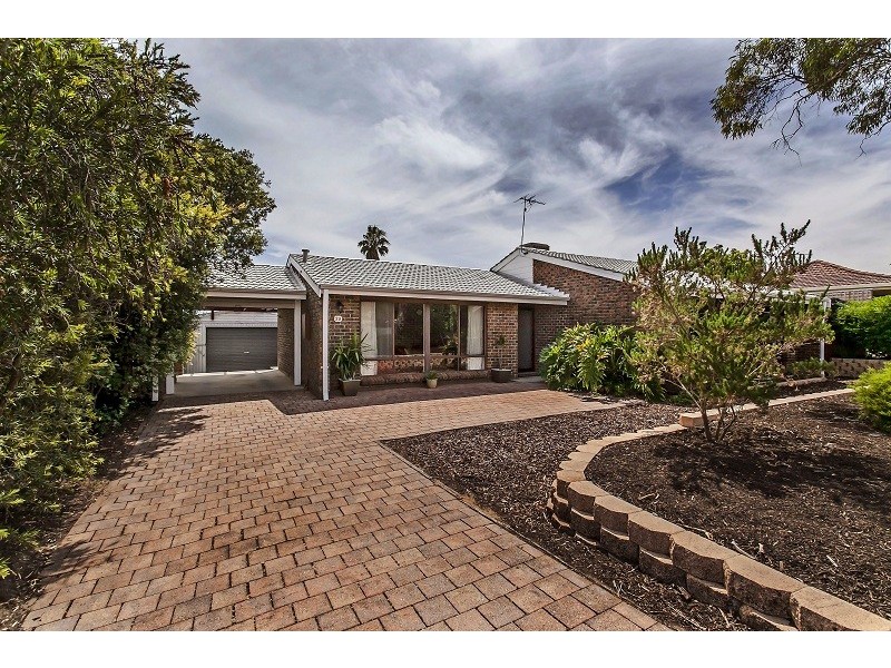 29 Warilda Crescent, Hallett Cove SA 5158
